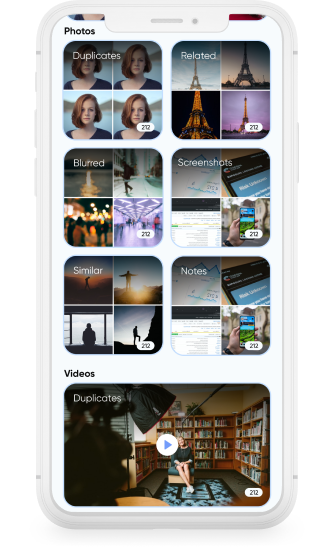 Storage Manager cleaning duplicate, similar, and blurred photos to free up phone storage.